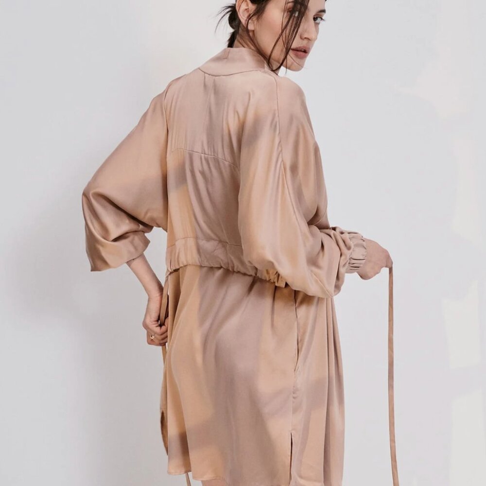 NWT LUNYA washable silk robe - Medium